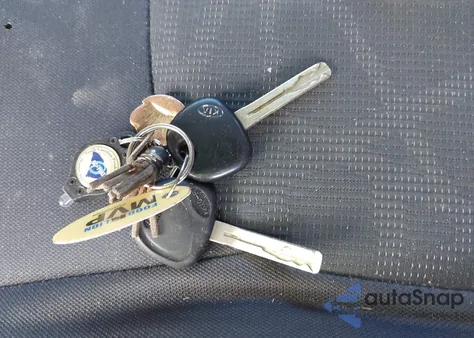 2016 Kia Rio Lx z USA, uszkodzony, nr VIN KNADM4A30G6682078